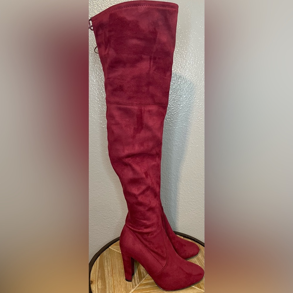 THIGH HIGH BOOTS